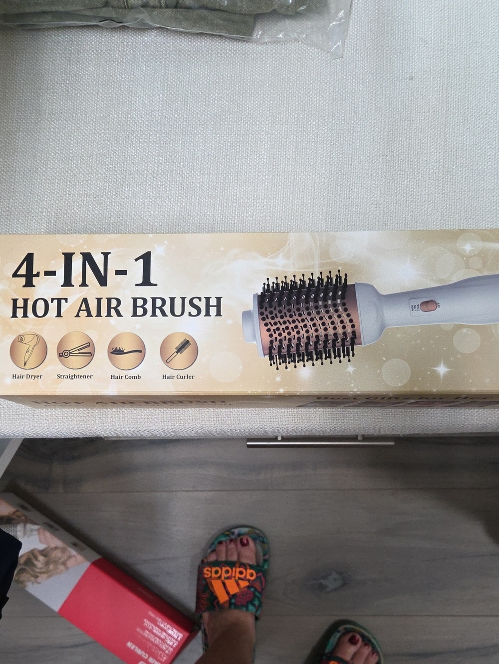 4-in-1 Hot Air Brush - White and Rose Gold